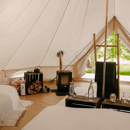 Falkeroed - Lyxig Glamping I Naturreservat Ink Frukost غريبستاد المظهر الخارجي الصورة