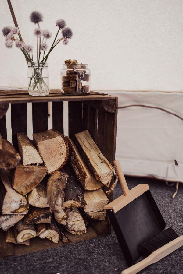 Falkeroed - Lyxig Glamping I Naturreservat Ink Frukost غريبستاد المظهر الخارجي الصورة