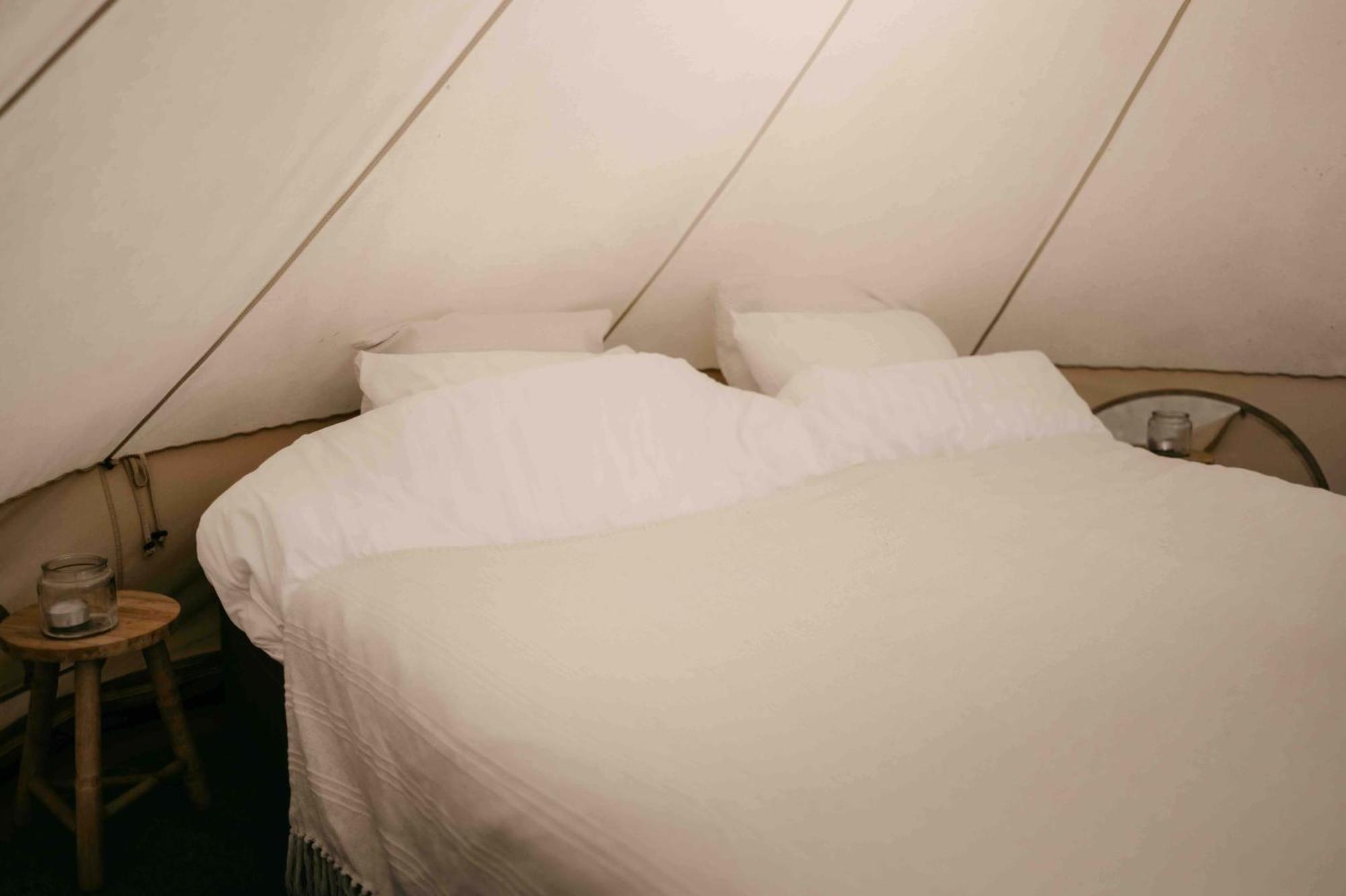 Falkeroed - Lyxig Glamping I Naturreservat Ink Frukost غريبستاد المظهر الخارجي الصورة
