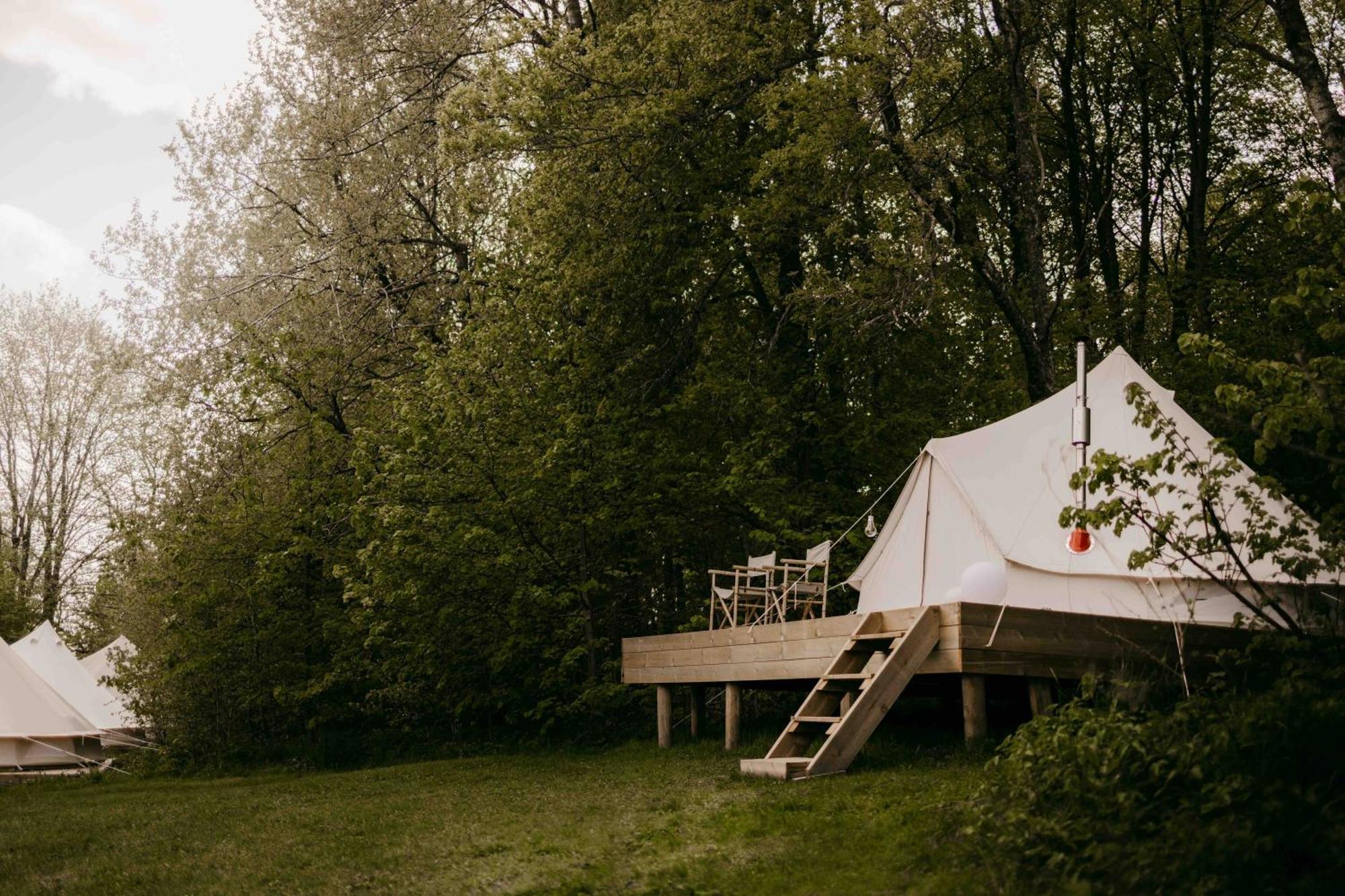 Falkeroed - Lyxig Glamping I Naturreservat Ink Frukost غريبستاد المظهر الخارجي الصورة