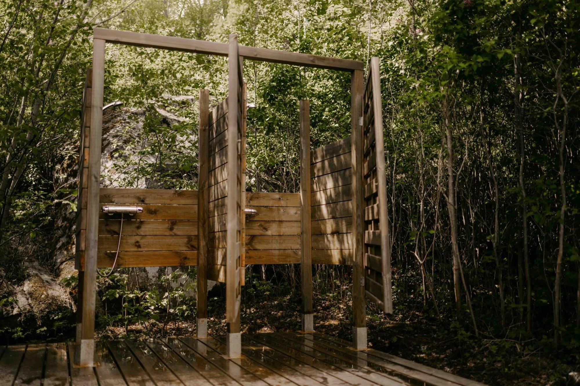 Falkeroed - Lyxig Glamping I Naturreservat Ink Frukost غريبستاد المظهر الخارجي الصورة