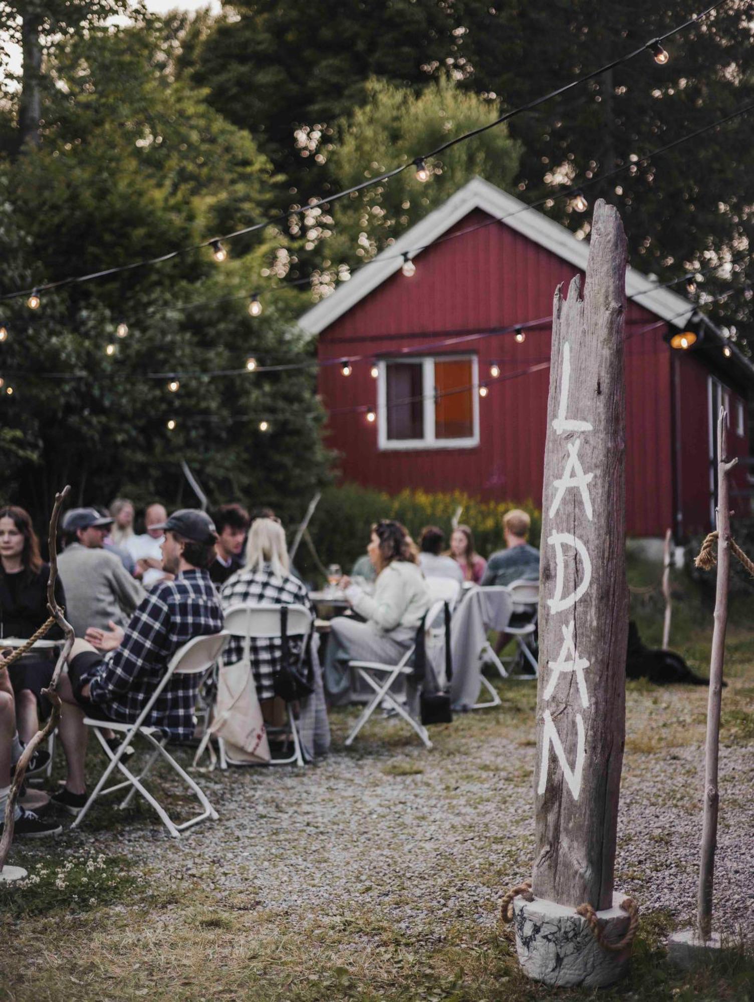 Falkeroed - Lyxig Glamping I Naturreservat Ink Frukost غريبستاد المظهر الخارجي الصورة